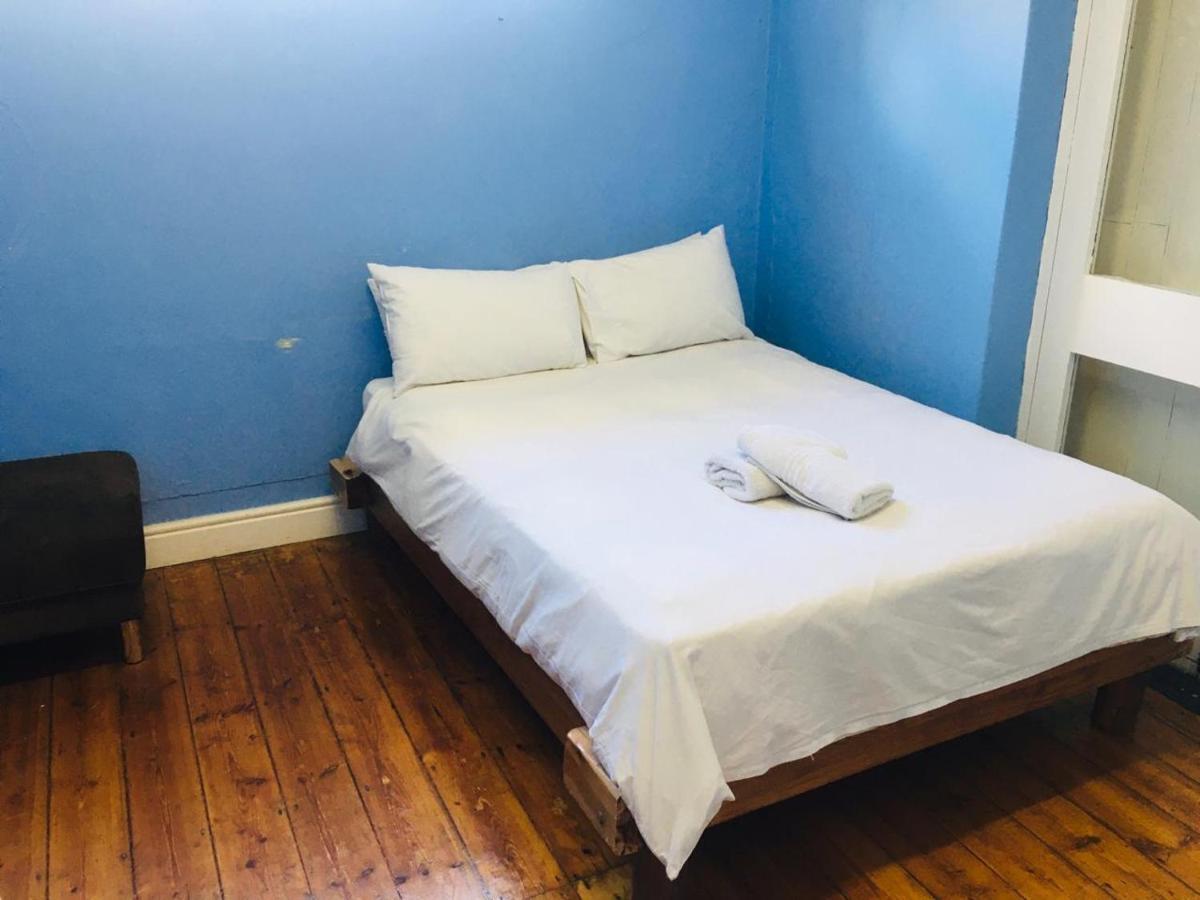 Elephant Backpackers Albergue *